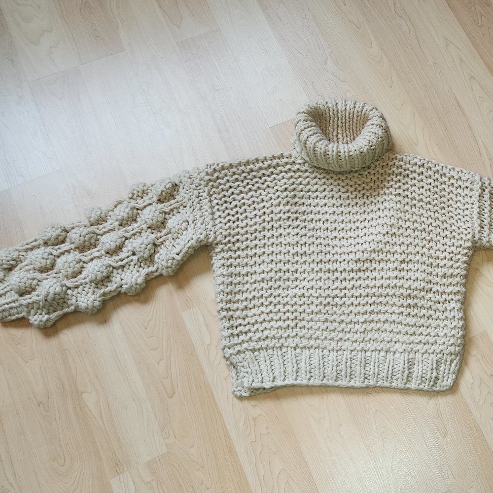 Crop Sweater - Picture 2 of 6